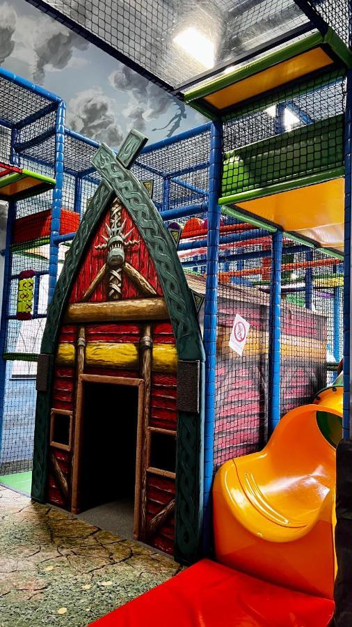 Dolina Wikingow-Apartament Suite Z Tarasem W Ogrodzie, Miejscem W Garazu I Dostepem Do Strefy Wellness Szklarska Poreba Luaran gambar